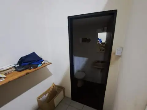 Local en Venta en Liniers, USD 200.000