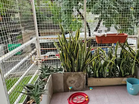 Departamento 4 ambientes con 2 baños