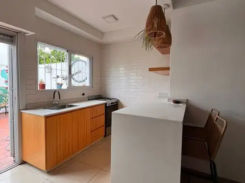 Depto Tipo Casa 3 ambientes con 1 baño