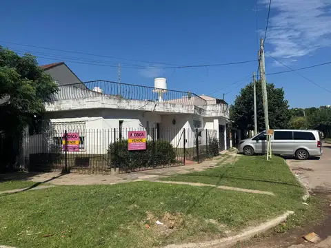 Depto Tipo Casa en Venta de 2 ambientes
