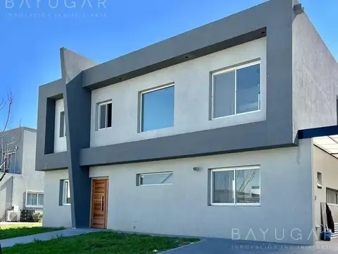 Venta Casa - Estilo Moderno - Lagoon Pilar