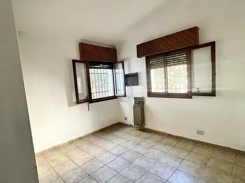 Casa 7 ambientes con 3 baños
