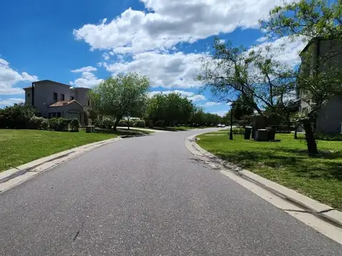 Terreno en Venta de 983,0 m2