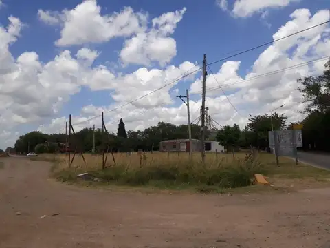 LOTE 6154 M2. SOBRE RUTA NAC. 205 - PROXIMO AUTOPISTA - INGRESO POR 2 CALLES - LOBOS