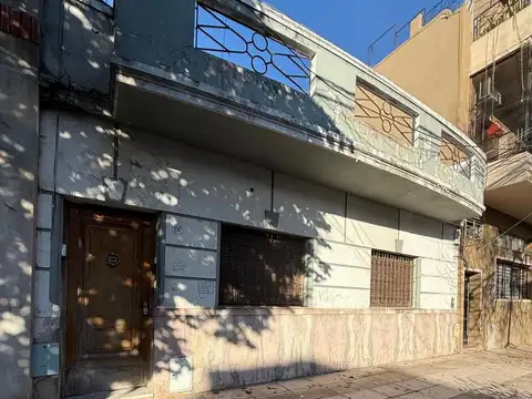 Venta PH 2 ambientes con terraza 130m² totales y dormitorio adicional Villa Urquiza