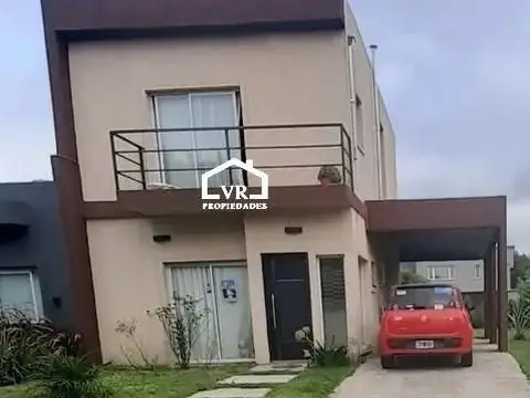 Los Olivares, Grand Bourg .