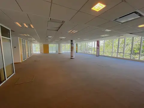 Oficina en Venta en Vicente Lopez Vias / Maipu, USD 2.700.000