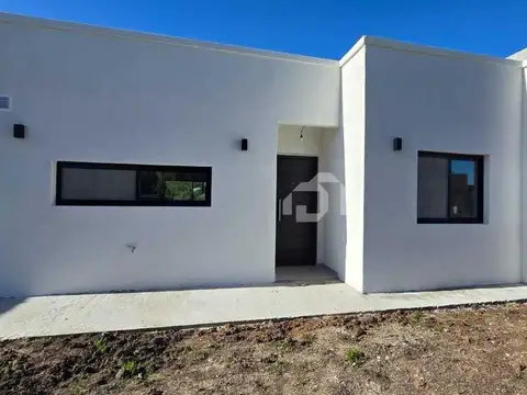 Casa  en Venta en San Ramón, Pilar del Este, Pilar