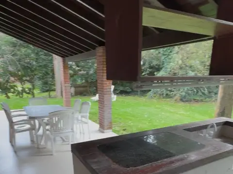 Casa en Alquiler Temporal en Carilo, USD 0