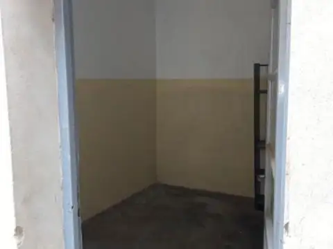 Galpon en Venta 10  mts Frente