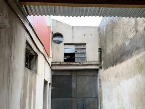 Galpón | Av. Republica 98