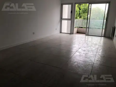 Departamento en Alquiler en Castelar Norte, $ 500.000