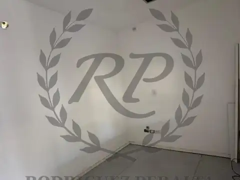 Local En Alquiler En Complejo "quo" Maschwitz