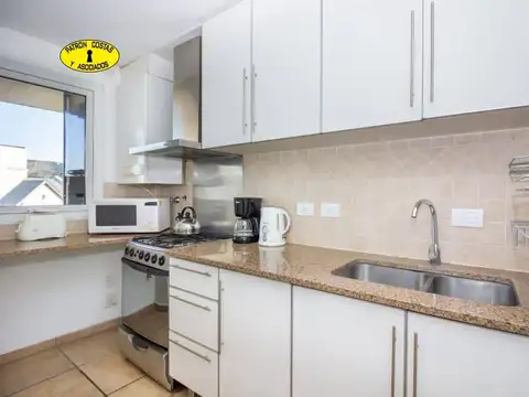 Departamento 4 ambientes con 2 baños