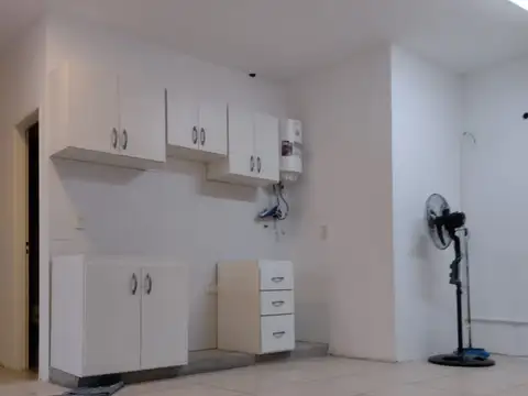 BURELA 1800, Piso PB