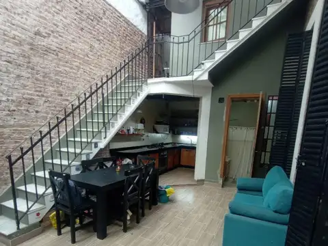 VENTA PH EN CABALLITO 4 AMBIENTES CON TERRAZA