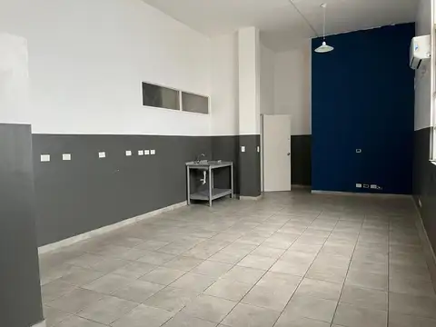 Oficina en Alquiler 40 años