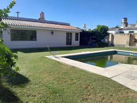 EXCELENTE CASA EN VENTA EN GRANJA DE FUNES 