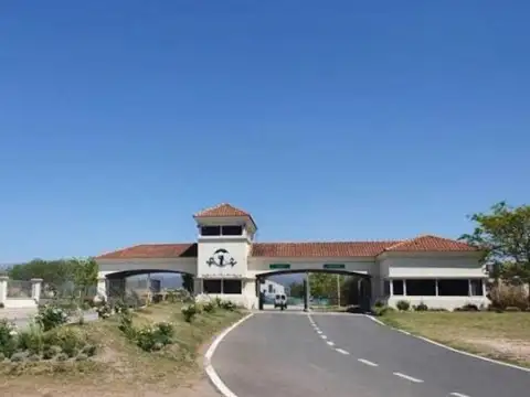 VENTA LOTE EN CARLOS PAZ GOLF COUNTRY CLUB