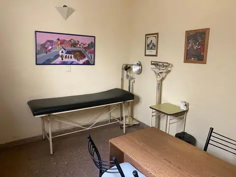 Casa 6 ambientes con 3 baños