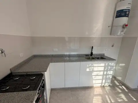 Depto Tipo Casa en Venta de 3 dormitorios