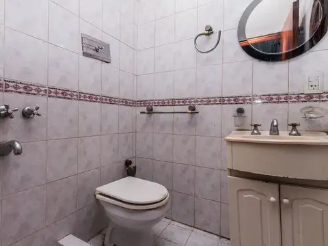 Casa en Venta en Valentin Alsina, USD 240.000