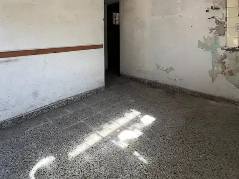 Depto Tipo Casa en Venta en Villa Adelina, USD 54.000