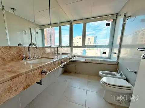 Departamento en Alquiler con 2 cocheras