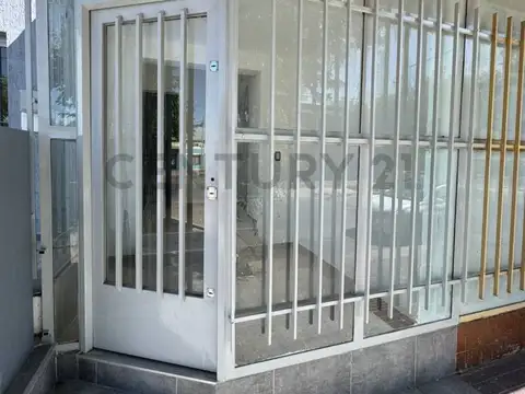 Paula Albarracin 1300, Piso 0