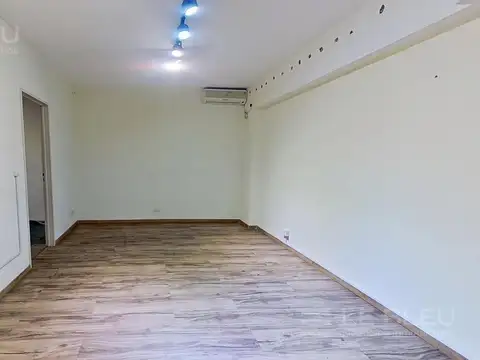 ALQUILER DE OFICINA  USO COMERCIAL  – SAN NICOLÁS