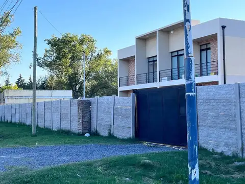 VENTA LOTE PILAR BARRIO SEMICERRADO SUM Y PILETA