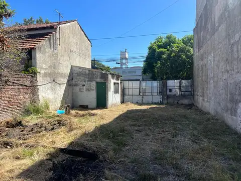 Lote en venta en Martínez.