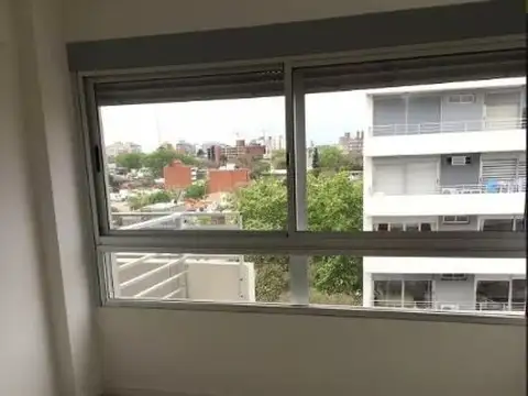 AV.ITALIA 100, Piso 2