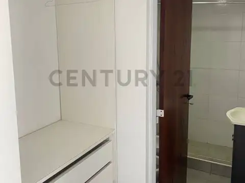 Venta en block 3 monoambientes con cochera