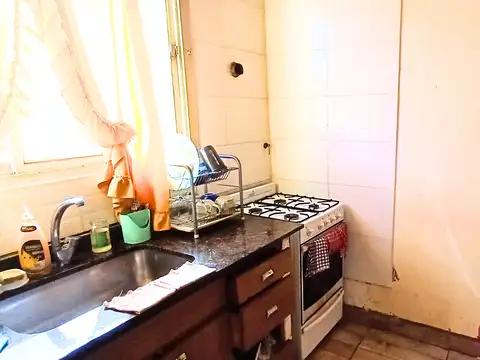 Depto Tipo Casa en Venta en Moron Sur, USD 49.000