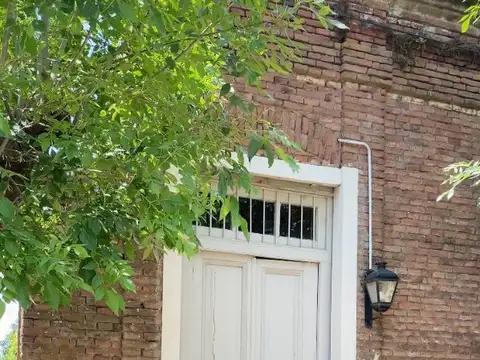 Almacen de campo y vivienda