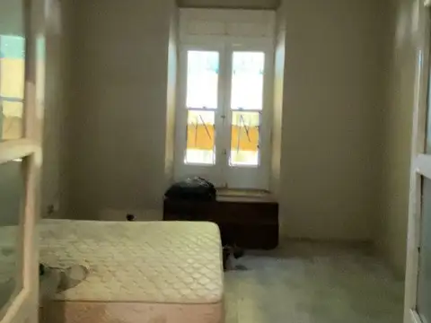 Almacen de campo y vivienda