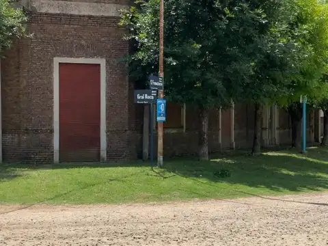 Venta almacen de campo y vivienda