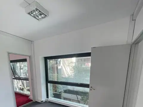 oficina Belgrano en venta 365 m2  8 cocheras cerca Subte sobre Obligado entre Sucre y Echeverria