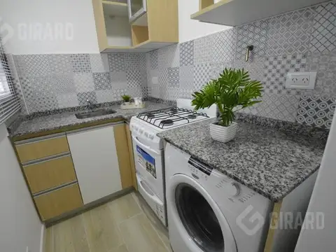 #Excelente departamento de 2 amb. al contrafrente totalmente reciclado