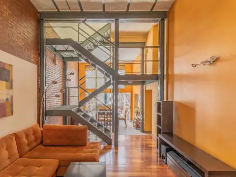 Casa de 5 ambientes con patio y parrilla