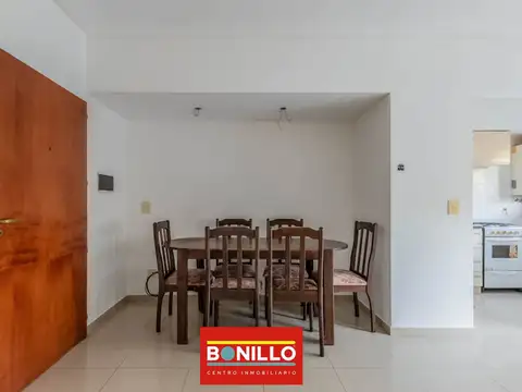 NUEVA YORK 3000, Piso 1