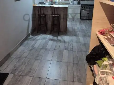 J. Buffa 2600, Piso 0