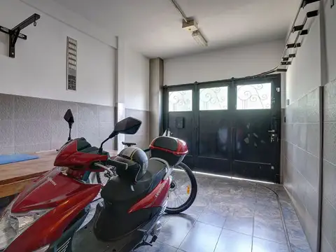 Venta Casa Quincho Terraza Coch Lomas del Mirador