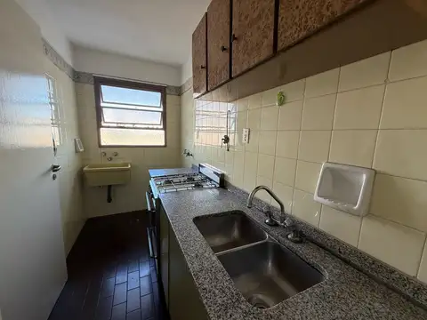 Departamento en Alquiler en Colegiales, $ 600.000