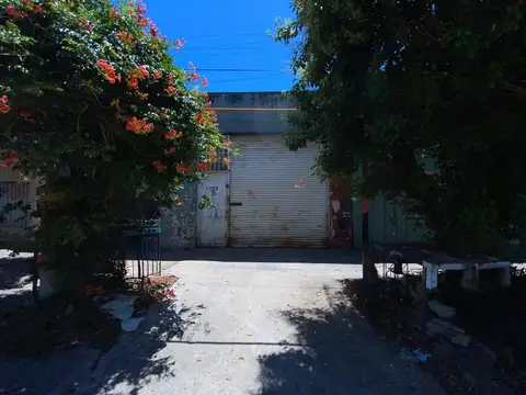 Galpon en Venta en Alvear, USD 95.000