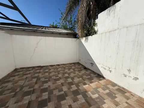 VENTA DÚPLEX 3AMB.C/COCHERA A ESTRENAR QUILMES O.