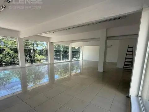 Local en Venta en Wilde, USD 300.000