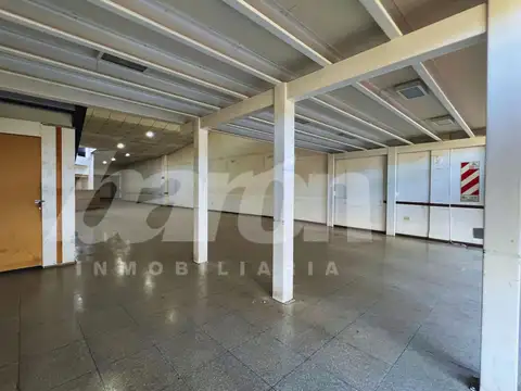 Av. Hipolito Yrigoyen 9600