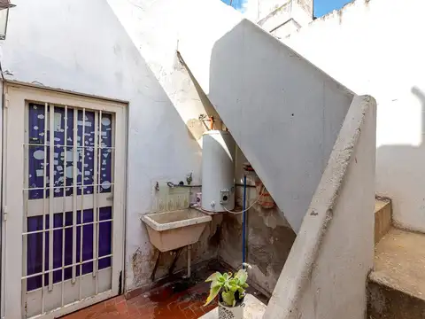 Casa pasillo 1 dormitorio + comodin